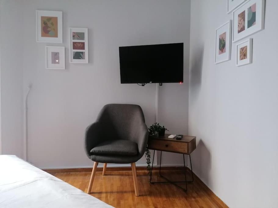 Minimal Studio Varnava Square - Kallimarmaro Area Atina Dış mekan fotoğraf